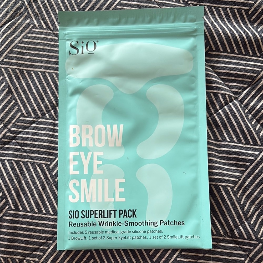 SuperLift Pack - Reusable Wrinkle-Smoothing Patches